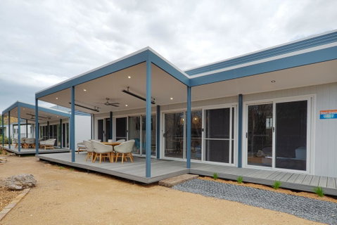 Tathra Beachside - Sydneys Hotel 1
