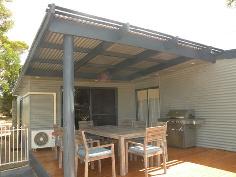 The Anchorage - Sydneys Hotel 1