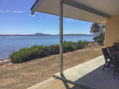The Beach House - Sydneys Hotel 2
