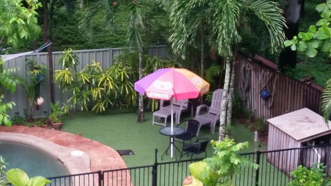 The Beach Place - Sydneys Hotel 0