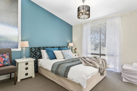 Birch Lane - Sydneys Hotel 12