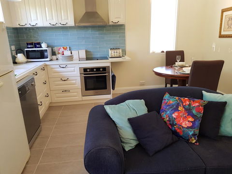 Birch Lane - Sydneys Hotel 33