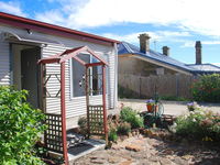 Book Oatlands Accommodation Vacations Sydneys Hotel Sydneys Hotel
