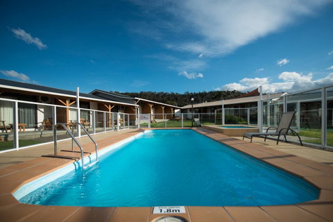 Beachfront Bicheno - Sydneys Hotel 35