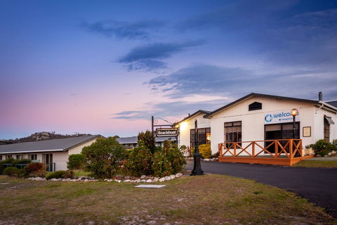Beachfront Bicheno - Sydneys Hotel 41