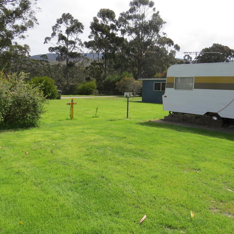 Captain Cook Holiday Park - Sydneys Hotel 2