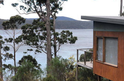 Stewarts Bay Lodge - Sydneys Hotel 0