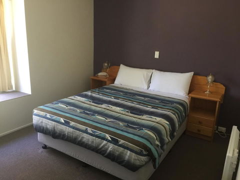 The Fox And Hounds Historic Hotel - Sydneys Hotel 10