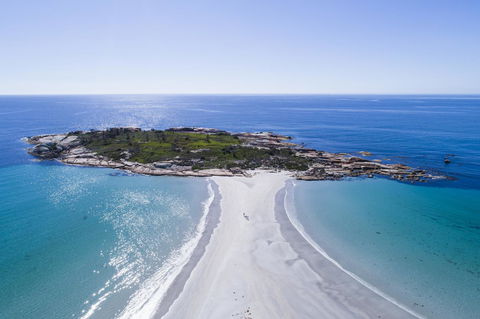 Diamond Island Resort - Sydneys Hotel 2