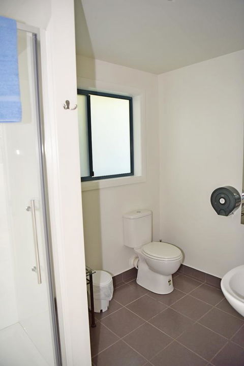 Bicheno Backpackers - Sydneys Hotel 0
