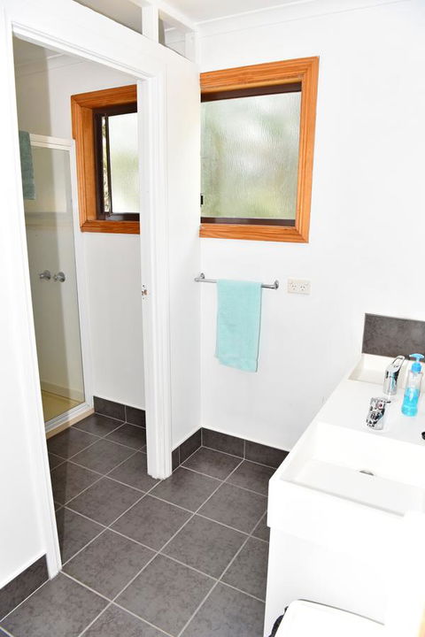 Bicheno Backpackers - Sydneys Hotel 7
