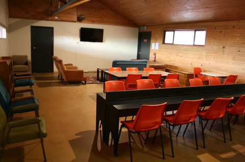 Seaview Holiday Park - Sydneys Hotel 3