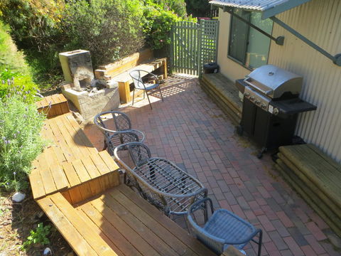 Hazards Beach House - Sydneys Hotel 3