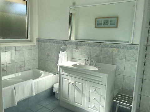 Taras Richmond Farmstay - Sydneys Hotel 4