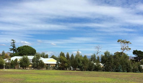 Taras Richmond Farmstay - Sydneys Hotel 28