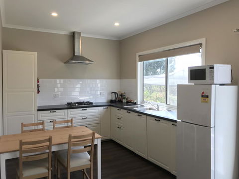 Taras Richmond Farmstay - Sydneys Hotel 7