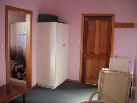 Bridport Seaside Lodge - Sydneys Hotel 4
