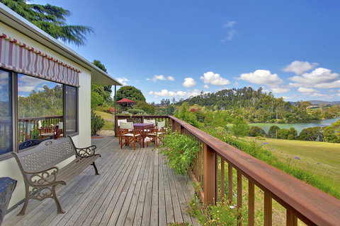 Tamar River Retreat - Sydneys Hotel 20