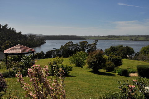 Tamar River Retreat - Sydneys Hotel 43