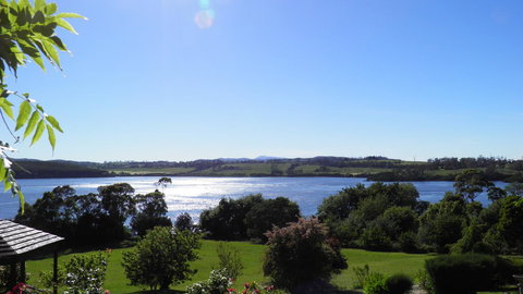 Tamar River Retreat - Sydneys Hotel 34