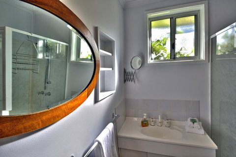 Ar Lan Y Mor - Sydneys Hotel 6