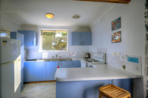 Ar Lan Y Mor - Sydneys Hotel 2