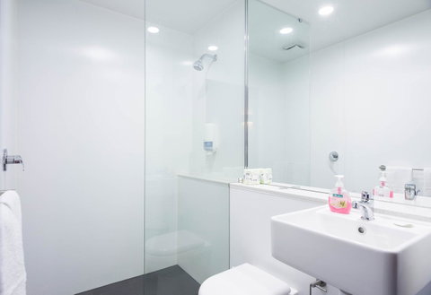 Buller Central Hotel - Sydneys Hotel 5