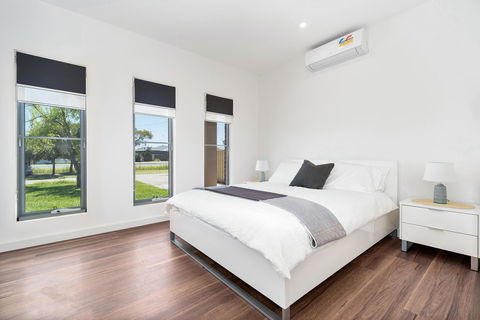 Rosewater Townhouses Dromana - Sydneys Hotel 29