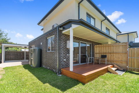 Rosewater Townhouses Dromana - Sydneys Hotel 12