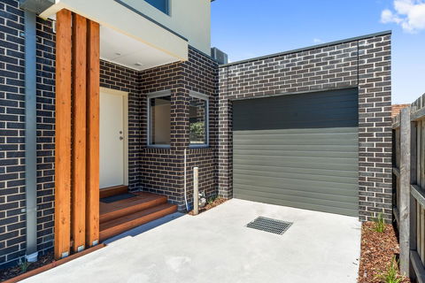 Rosewater Townhouses Dromana - Sydneys Hotel 5