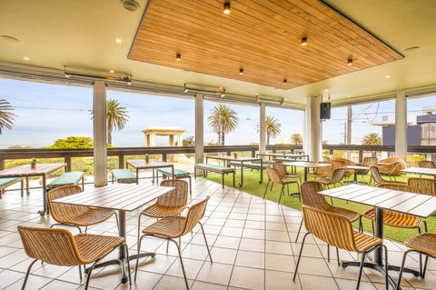 Nightcap At Sandringham Hotel - Sydneys Hotel 6