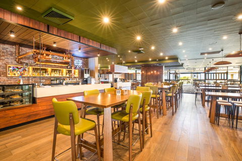 Nightcap At Sandringham Hotel - Sydneys Hotel 5