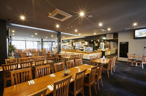 Mornington Hotel - Sydneys Hotel 9