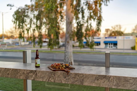 Quality Hotel Wangaratta Gateway - Sydneys Hotel 1