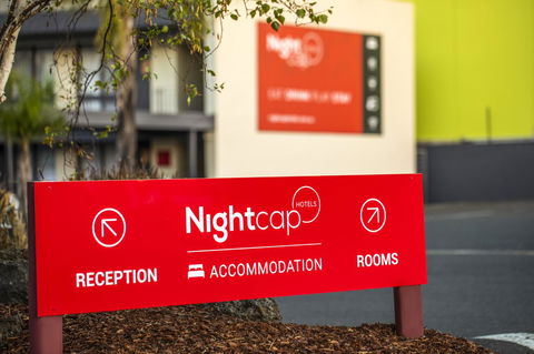 Nightcap At Matthew Flinders Hotel - Sydneys Hotel 27