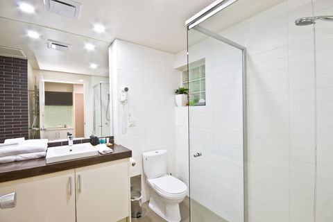 Lorne Bay View Motel - Sydneys Hotel 40