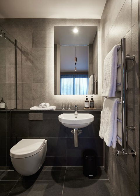 Astra Falls Creek - Sydneys Hotel 24