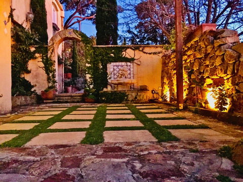 Villa Mallorca - Sydneys Hotel 3