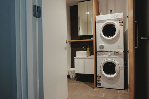 Mono Apartments On La Trobe Street - Sydneys Hotel 5