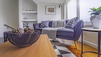 Book Williamstown Accommodation Vacations Sydneys Hotel Sydneys Hotel