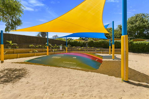 Kaloha Holiday Resort Phillip Island - Sydneys Hotel 4