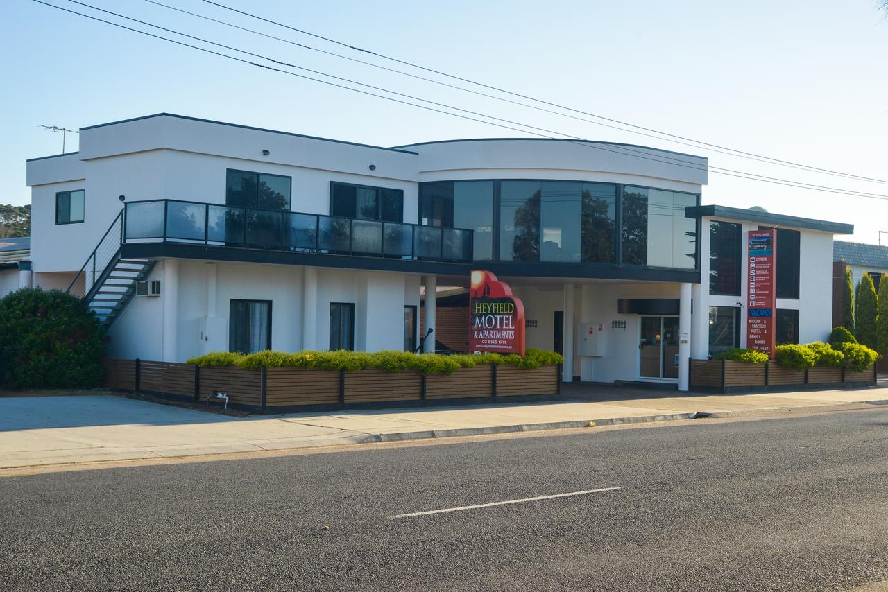 Lakes Entrance VIC Sydneys Hotel