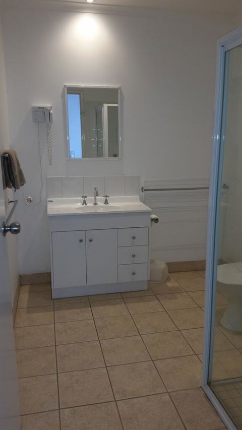 Heyfield Motel And Apartments - Sydneys Hotel 39