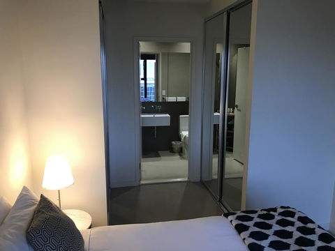 Winston Apartments - Sydneys Hotel 9