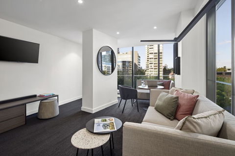 Quest St Kilda Road - Sydneys Hotel 10
