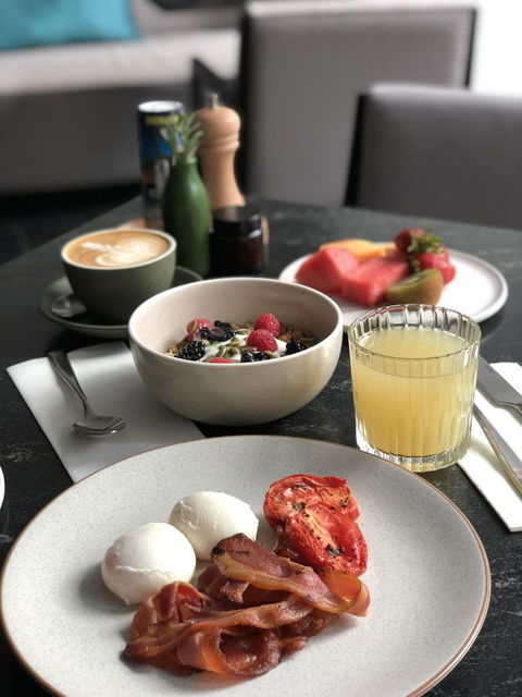 Ibis Melbourne Central - Sydneys Hotel 13