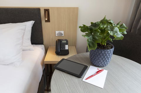 Ibis Melbourne Central - Sydneys Hotel 8