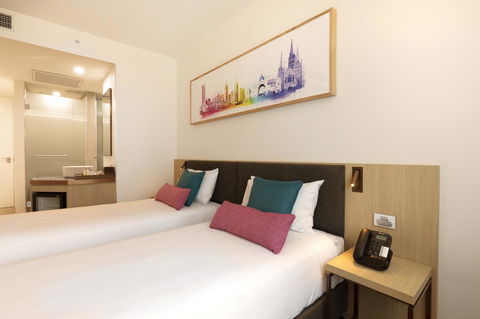 Ibis Melbourne Central - Sydneys Hotel 10