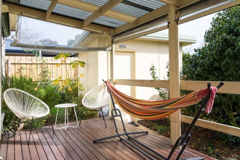 Nautique Beach House - Sydneys Hotel 15