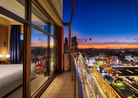 DoubleTree By Hilton Melbourne - Sydneys Hotel 1